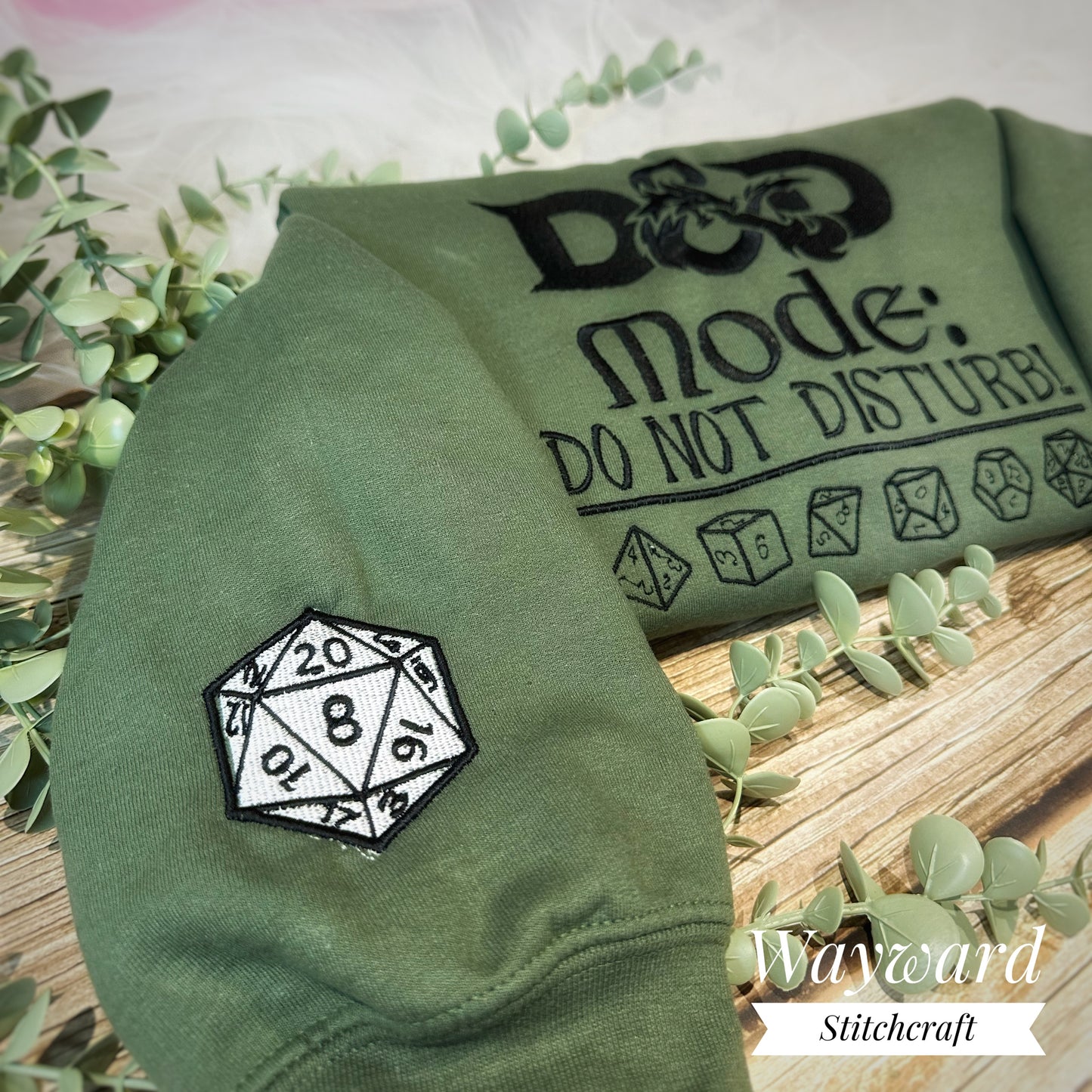 D&D Mode Inspired Embroidered Sweatshirt