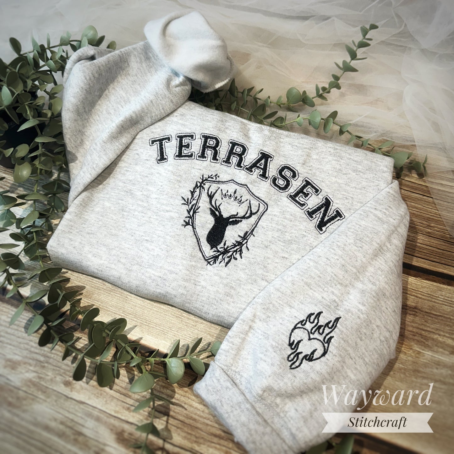 Terrasen Embroidered Sweatshirt